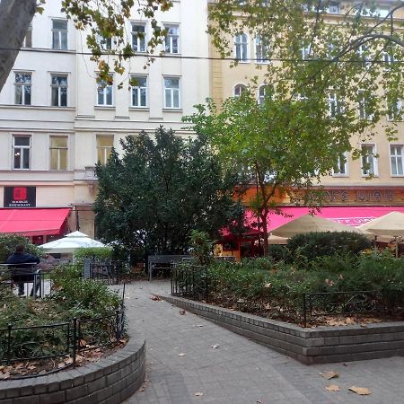 Liszt Ferenc Square Studio Apartment Будапешт Экстерьер фото